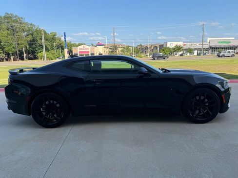 Used 2023 Chevrolet Camaro SS RWD image 7