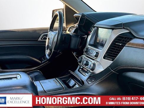 Used 2020 GMC Yukon Denali w/ Open Road Package AWD/4WD image 30