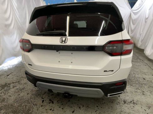 Used 2025 Honda Pilot Elite image 7