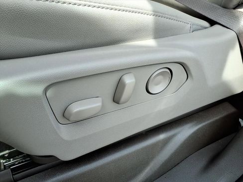 New 2026 Chevrolet Silverado 1500 LTZ w/ LTZ Premium Package image 18