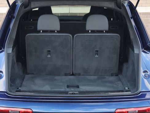 Used 2021 Audi SQ7 Prestige w/ Prestige Package AWD/4WD image 13