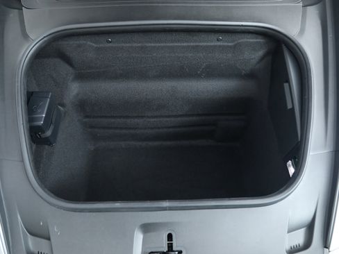 Used 2025 Porsche 911 Carrera 4 GTS image 33