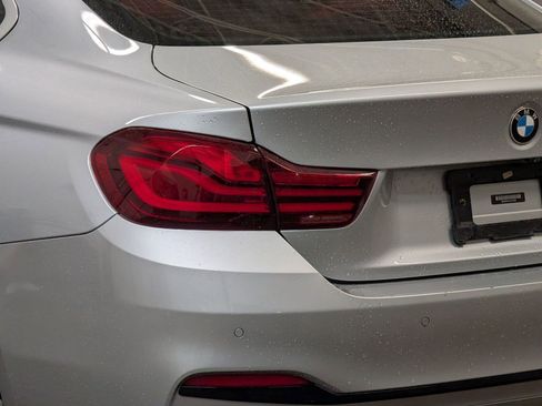 Used 2020 BMW 430i Coupe w/ Convenience Package image 12