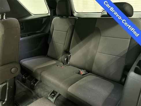 Certified 2023 Chevrolet Traverse LT w/ LPO, Floor Liner Package image 20