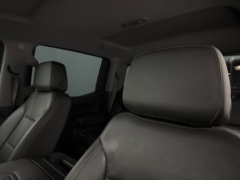 Used 2019 GMC Sierra 1500 SLT image 30