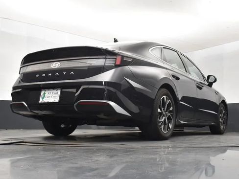 Used 2024 Hyundai Sonata SEL FWD image 13