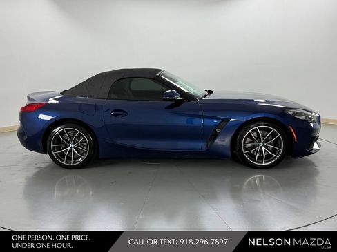 Used 2019 BMW Z4 sDrive30i w/ Executive Package RWD image 5