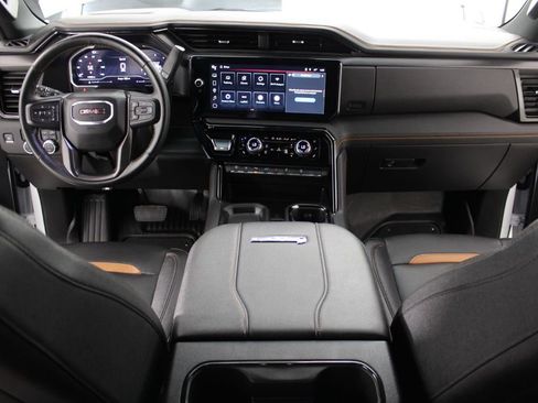 Used 2024 GMC Sierra 3500 AT4 image 30