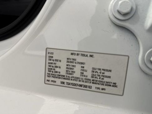 Used 2022 Tesla Model Y Performance image 36
