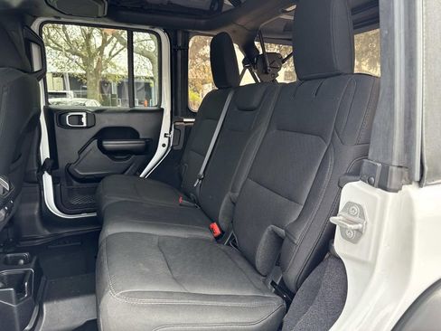 Used 2021 Jeep Wrangler Unlimited Sport image 13