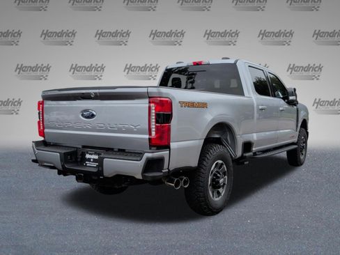 Used 2024 Ford F250 Lariat w/ Lariat Ultimate Package AWD/4WD image 7