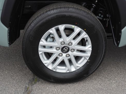 New 2026 Toyota Tundra SR5 w/ SR5 Convenience Package image 6