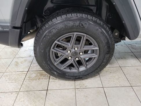 Used 2024 Jeep Wrangler Sport S image 49