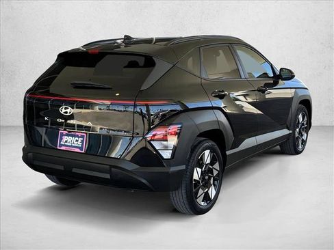 Used 2025 Hyundai Kona SEL FWD image 6