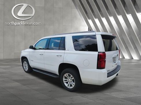 Used 2016 Chevrolet Tahoe LT RWD image 2
