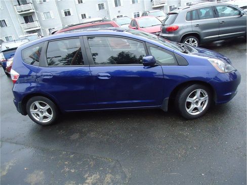 Used 2013 Honda Fit image 5