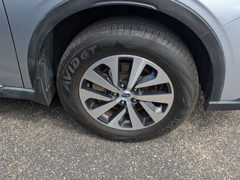 Used 2020 Subaru Outback Premium AWD/4WD image 3