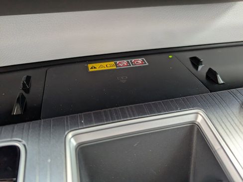 New 2026 Toyota Sienna XLE image 16