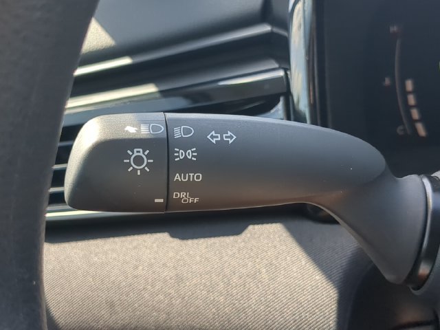 Used 2026 Toyota Camry LE FWD image 27