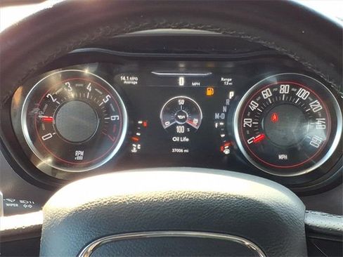 Used 2022 Dodge Challenger GT image 28