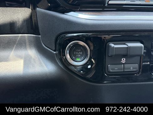 New 2026 GMC Sierra 1500 SLT AWD/4WD image 17