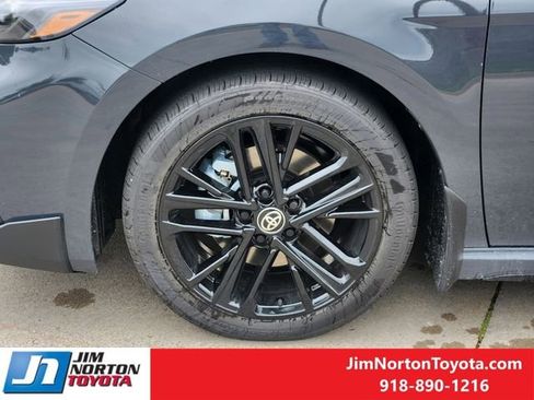 New 2026 Toyota Camry SE FWD image 9