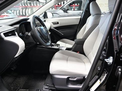 New 2026 Toyota Corolla Cross L image 10