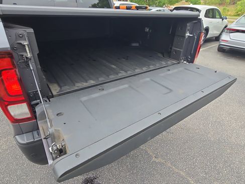 Used 2023 Honda Ridgeline RTL-E image 12