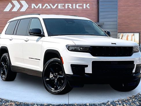 Used 2023 Jeep Grand Cherokee L Laredo AWD/4WD image 1
