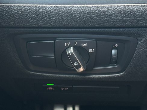 Used 2018 BMW M2 image 23