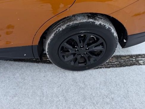 Used 2018 Chevrolet Equinox LT image 12