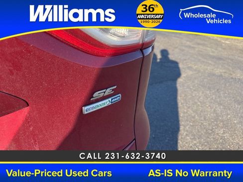 Used 2015 Ford Escape SE w/ Equipment Group 201A image 30