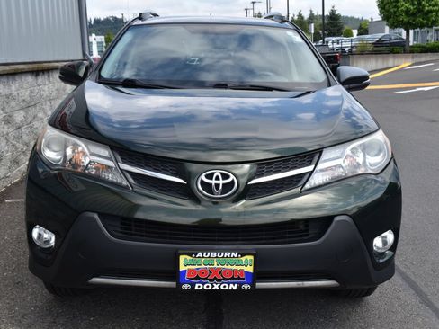 Used 2013 Toyota RAV4 XLE AWD/4WD image 2