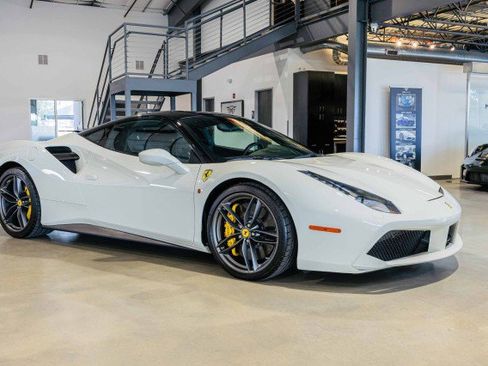 Used 2016 Ferrari 488 GTB - FACTORY TWO TONE PAINT - CAR image 3