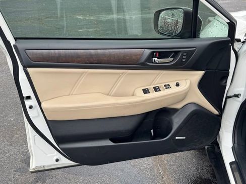 Used 2019 Subaru Outback 2.5i Limited image 13