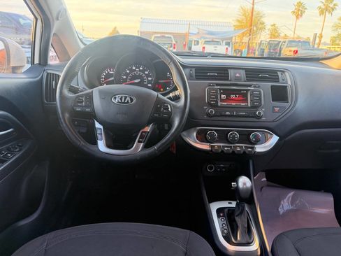 Used 2013 Kia Rio EX w/ Convenience Pkg image 20