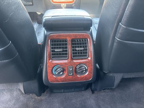 Used 2005 Acura MDX Touring AWD/4WD image 37
