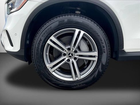 Used 2022 Mercedes-Benz GLC 300 4MATIC w/ Multimedia Package Lite image 32