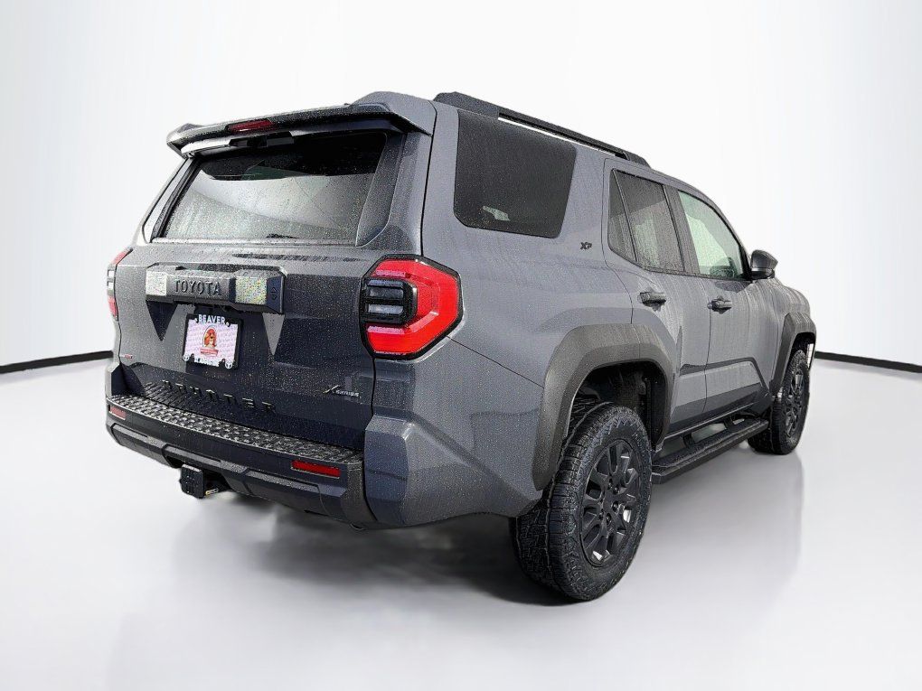 New 2026 Toyota 4Runner SR5 AWD/4WD image 9