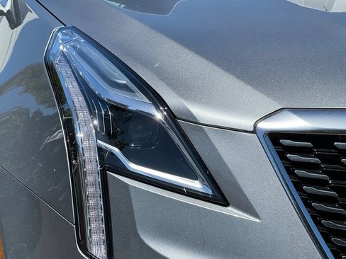 Used 2025 Cadillac XT5 Premium Luxury w/ Technology Package FWD image 44