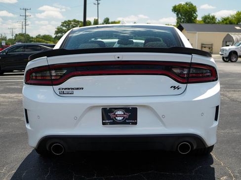 Used 2023 Dodge Charger R/T w/ Blacktop Package RWD image 19