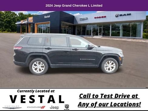 Used 2024 Jeep Grand Cherokee L Limited AWD/4WD image 4