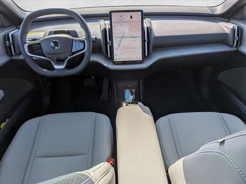 New 2026 Volvo EX30 Plus w/ Climate Package image 15