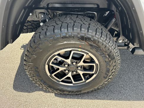 New 2026 Jeep Gladiator Rubicon image 16