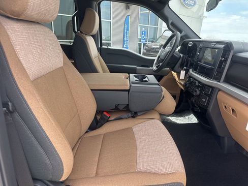 New 2026 Ford F250 XLT image 32