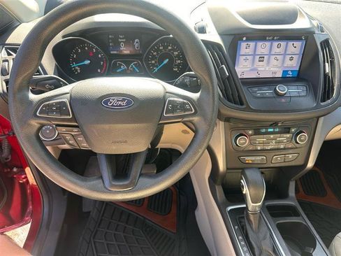 Used 2019 Ford Escape SE FWD image 12