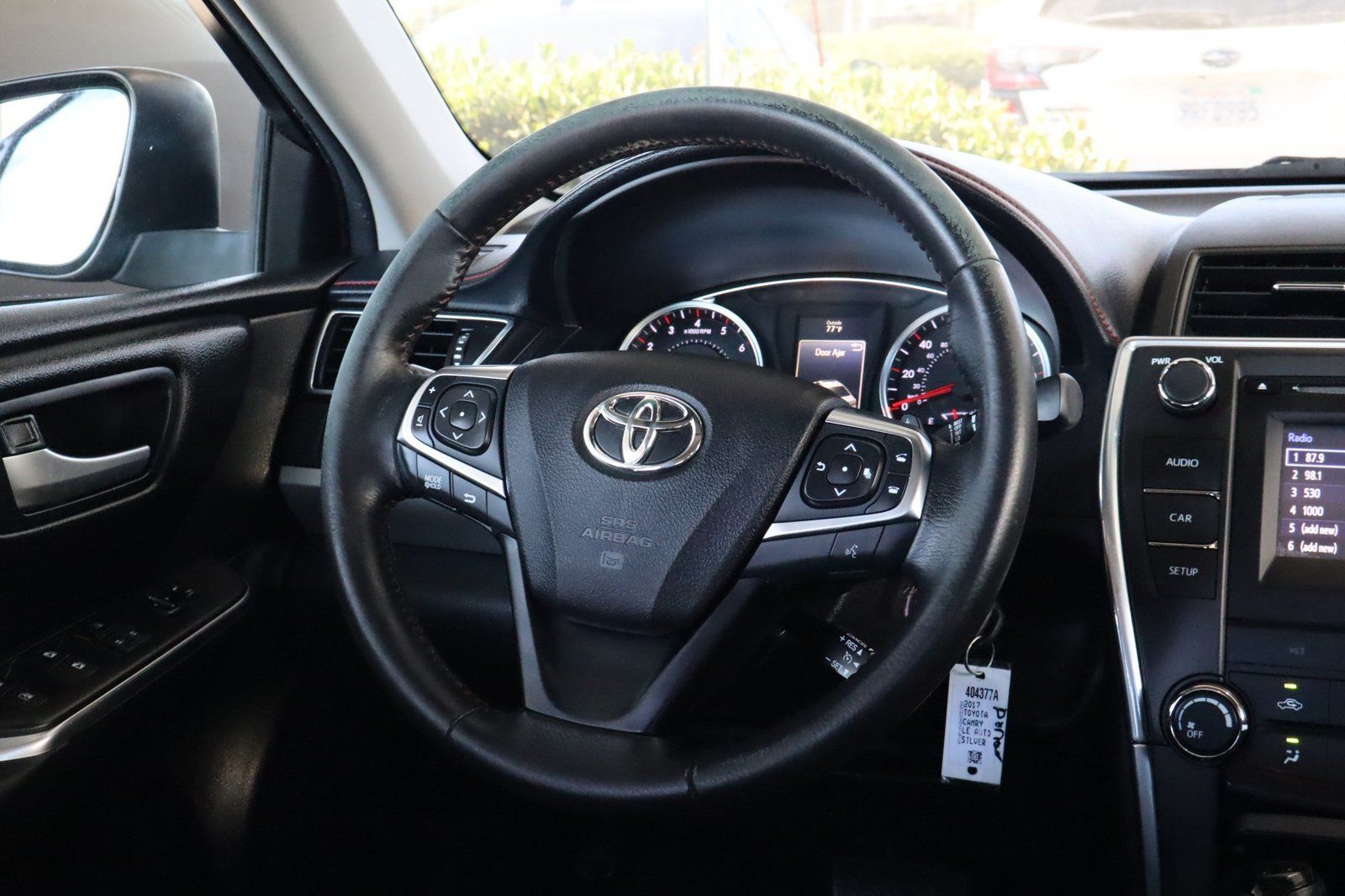 Used 2017 Toyota Camry SE FWD image 28