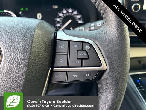 Used 2025 Toyota Sienna XLE w/ XLE Plus Package AWD/4WD image 31