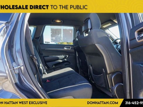 Used 2014 Jeep Grand Cherokee Laredo w/ 18" Wheel & 8.4" Radio Group image 22