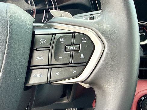 Used 2025 Lexus NX 250 FWD w/ Towing Package (2000 Lbs) image 38